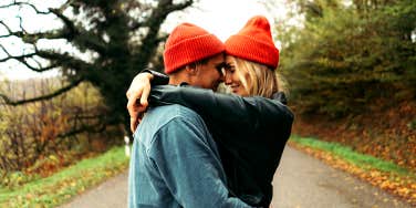 couple hugging 