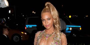 Beyonce Glamourous Ponytail