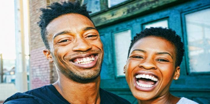 10 Very Funny People Sum Up Their #RelationshipGoalsInThreeWords