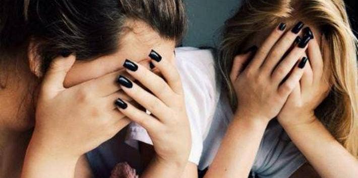 girls-facepalm