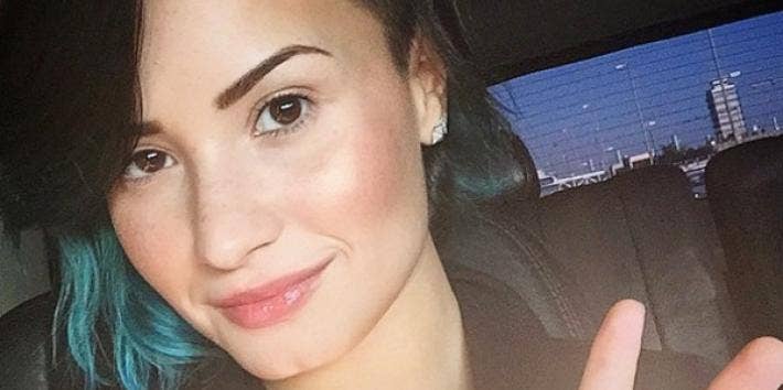 Demi Lovato Peace Sign Instagram