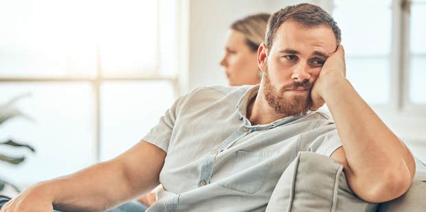7 Undeniable Signs He Wants You To Leave Him Alone - Vimarsana News