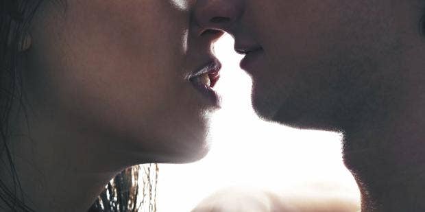 Sweatmon recommends best of Bikini twist fold Hot porno Dating sites for black professionals uk