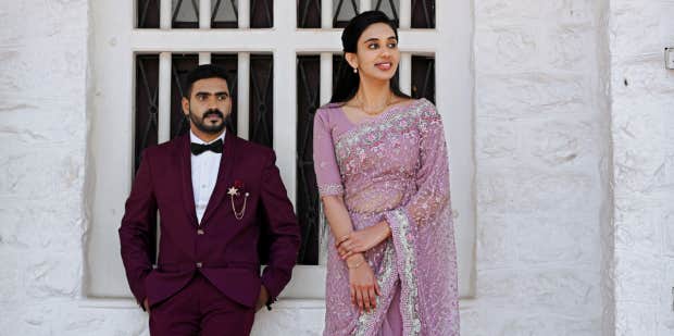 Groom Asks Bride Not To Wear Heels To Wedding Because He’s Short