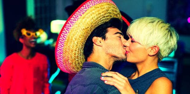 13 Killer Halloween Pick Up Lines That Won T Scare Her Off Yourtango