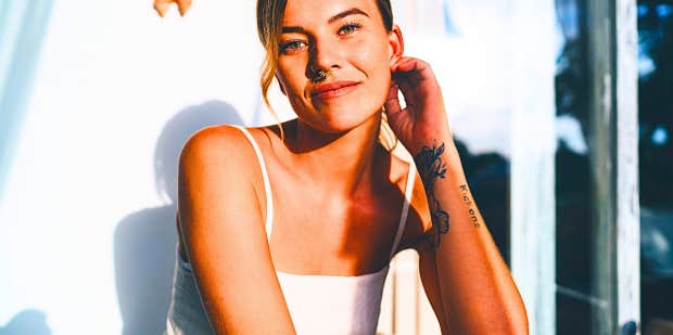 Do Men Like Tattoos On Women? One Woman Found Out - Vimarsana News
