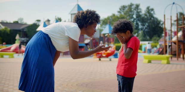 The Type Of Parent That Damages Their Kids The Most, According To Research - Vimarsana News
