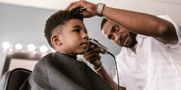 Middle School Principal Offers To Fix Student's Hair After He Refuses To Take His Hat Off In Class - Vimarsana News