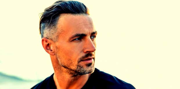 10 Signs Of A Good Man To Look For In A Guy - Vimarsana News