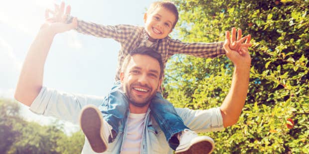 Single Dad Wants To Put His Son Up For Adoption After Feeling 'Unfulfilled' & 'Alone' In Fatherhood - Vimarsana News