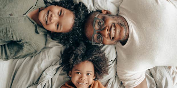 Single Dad Wonders If Taking New Job Out Of State Makes Him 'A Bad Parent' - Vimarsana News