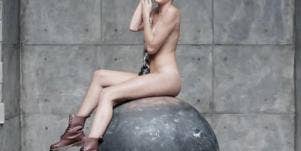 miley cyrus nude wrecking ball