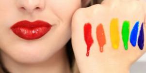 You Need These DIY Lipstick Tattoos In Your Life, STAT