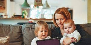 How Old Is Too Old To Have A Baby? Best Age To Have Kids & Having A Baby At Advanced Maternal Age 