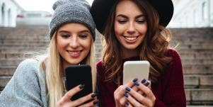 women using apps to make new friends