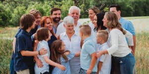 Mia Hayes’s family