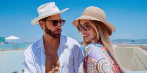 beach couple