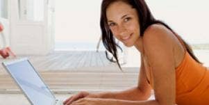 In A Relationship? When To Announce On Facebook