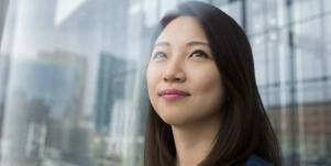 How To Think Positive & Accomplish Your Life Goals