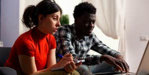 couple having financial problems