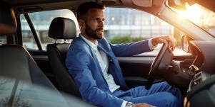5 Things You Can Tell About A Man By His Driving Style