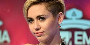 Celebrity Sex: Miley Cyrus' Naked Selfie—See The Pic!