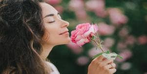 3 Reasons 'Stopping And Smell The Roses' Makes You Happier