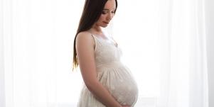 A 19-Year-Old Woman Thinks She's Pregnant With 'God's Baby'