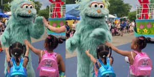 Mom Shares Video Of Sesame Place Character Allegedly Refusing To Hug Black Children At Parade