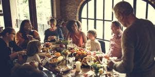 family having thanksgiving dinner