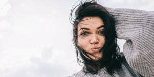 12 Signals You’re Struggling With Burnout & Need A Break