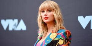 Did Taylor Swift Get A Boob Job? New Details About Her 'Golden Globe' Appearance That Started Rumors