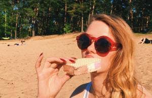 7 Hacks For A Healthier (And Delicious!) Ice Cream Sandwich