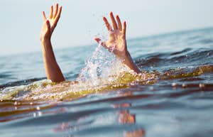 Influencer Natalie Reynolds Dares Stranger To Jump Into Lake Then Runs Away When Woman Says She Can't Swim woman drowning, natalie reynolds