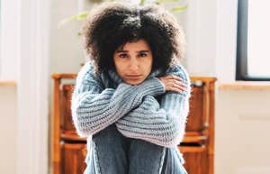 People Who Struggle To Socially Connect With Others Do These Things Often Woman struggling to connect with others.