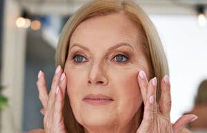 Woman masters the skills to remain attractive as she ages.