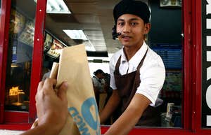 Fast Food Worker Reprimanded After Passing Out From Heat Exhaustion