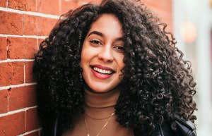 9 Phrases Women Use On A Regular Basis That Attract Genuinely Decent Men Woman who naturally attracts decent men.