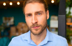 Habits That Make People Quietly Question Your Leadership Skills