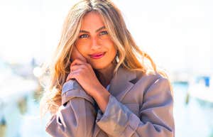 Truly Feminine Women Have These Soft Habits That You Rarely Get To See Online