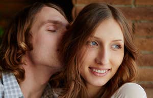 Woman learns the art of reading men.