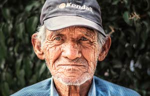 In An Empty Room, A 96-Year-Old Man Fed His Wife — And It Rewrote Everything I Believed About Romance