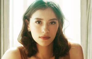 A woman with a serious and contemplative gaze, representing the psychological shift from superficial school connections to the deeper, more complex world of adult relationships.