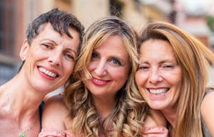 People In Their 50s And 60s Who Feel Happiest Without Overthinking It Tend To Do These 2 Things
