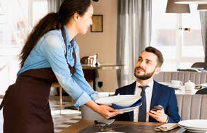 People Who Stack Their Plates At Restaurants To Help The Servers Almost Always Have 11 Traits That Are Highly Rare Today