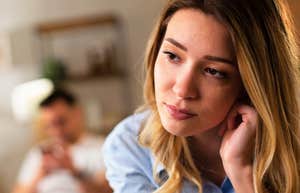 10 Signs You're Experiencing Intellectual Loneliness & Can't Stand People Who Follow What They're Told Blindly