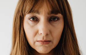 Woman discovers husbands betrayal.