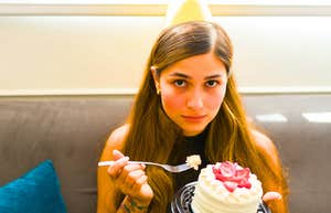 People Who Feel Overwhelming Sadness On Their Birthdays Usually Have 11 Specific Reasons