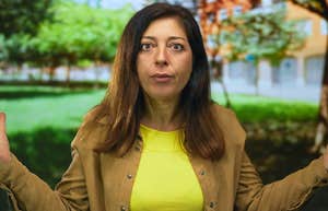 annoying woman confused as to why people don't like her