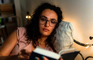 People Who Read More Books In A Month Than Most Do All Year Do These 3 Little Things Differently
